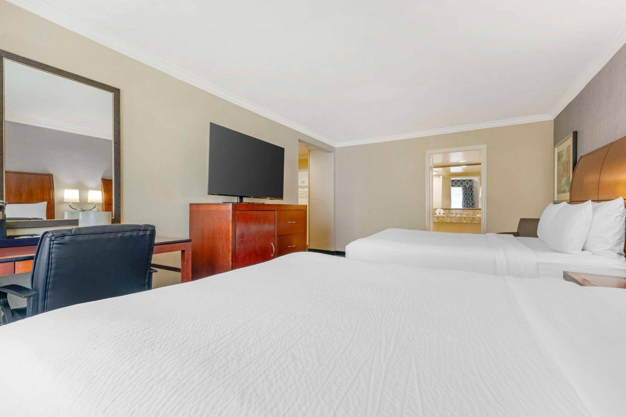 Best Western Plus Marina Shores Hotel Dana Point Exterior photo