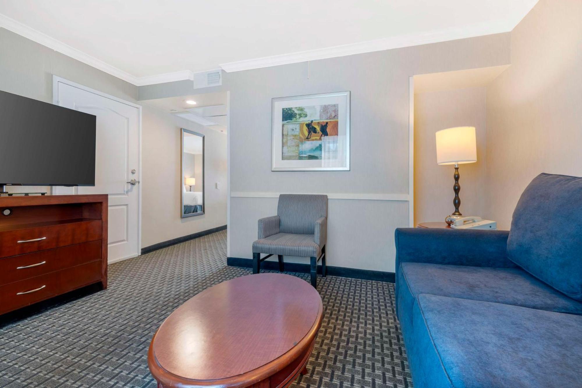 Best Western Plus Marina Shores Hotel Dana Point Exterior photo