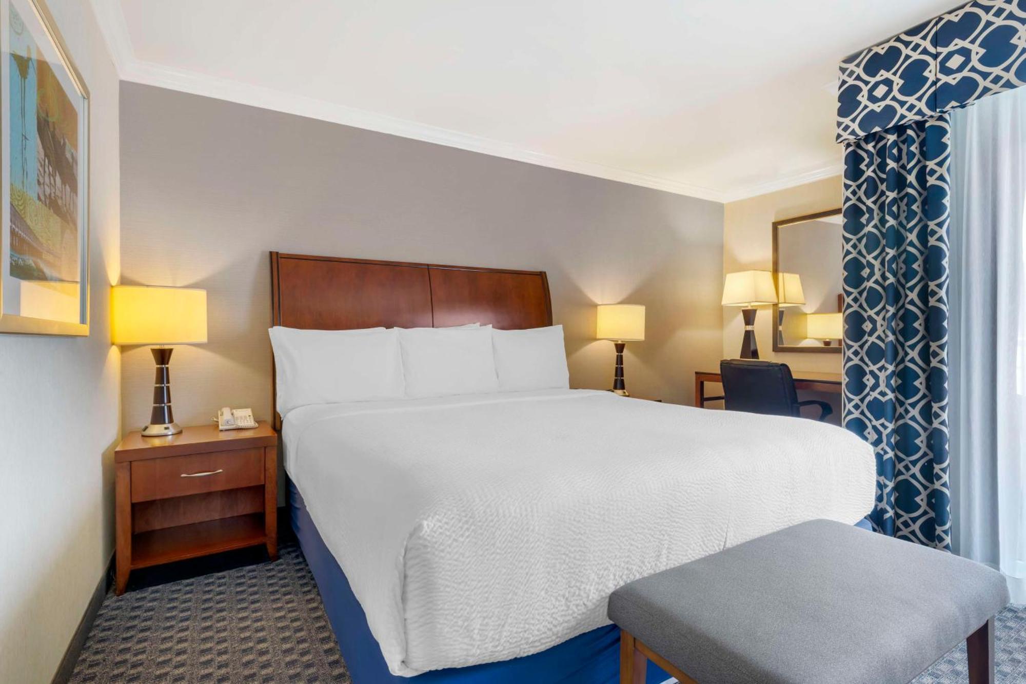 Best Western Plus Marina Shores Hotel Dana Point Exterior photo