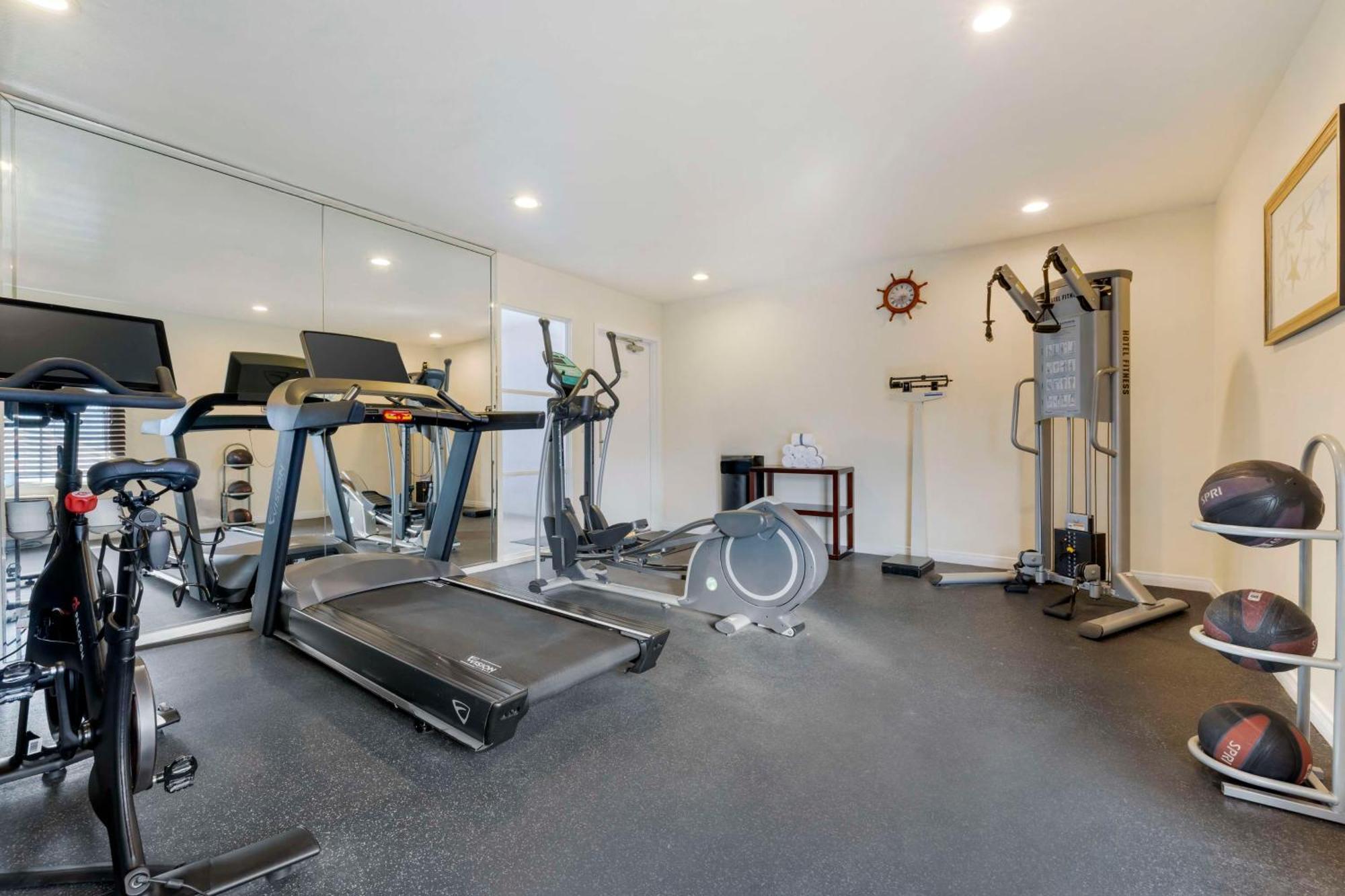 Best Western Plus Marina Shores Hotel Dana Point Exterior photo