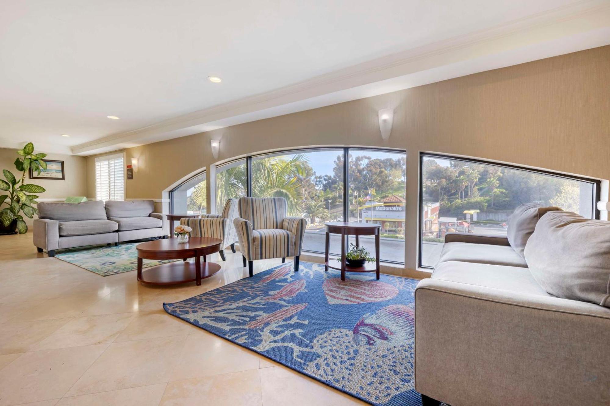 Best Western Plus Marina Shores Hotel Dana Point Exterior photo